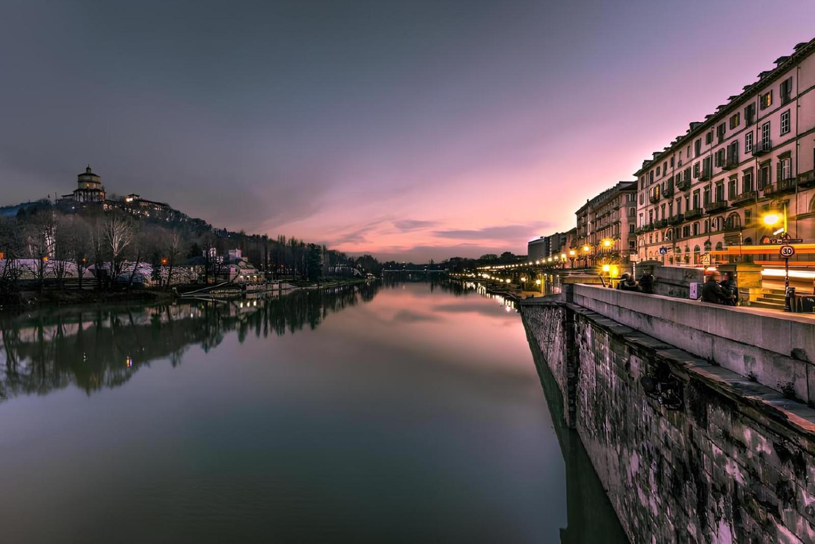 Alloggio Tranquillo Sul Po' - Piazza Vittorio Turin Bagian luar foto
